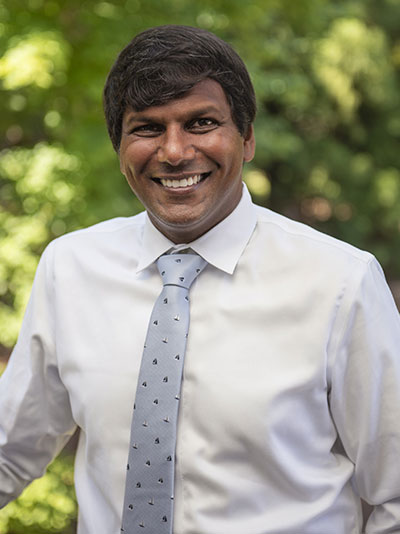 meet dr vasamsetti